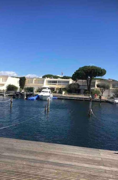 Villa Belle Grande Marina En Duplex Avec Appontement Le Grau-du-Roi Exterior foto